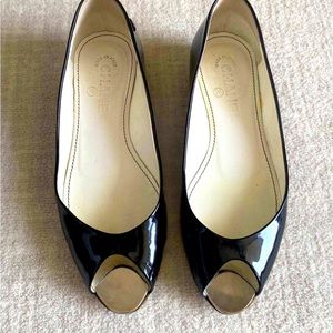 SOLD— 🤩🤩Beautiful Chanel flats 👡100% authentic and in 💖💖pristine condition 😎😎
